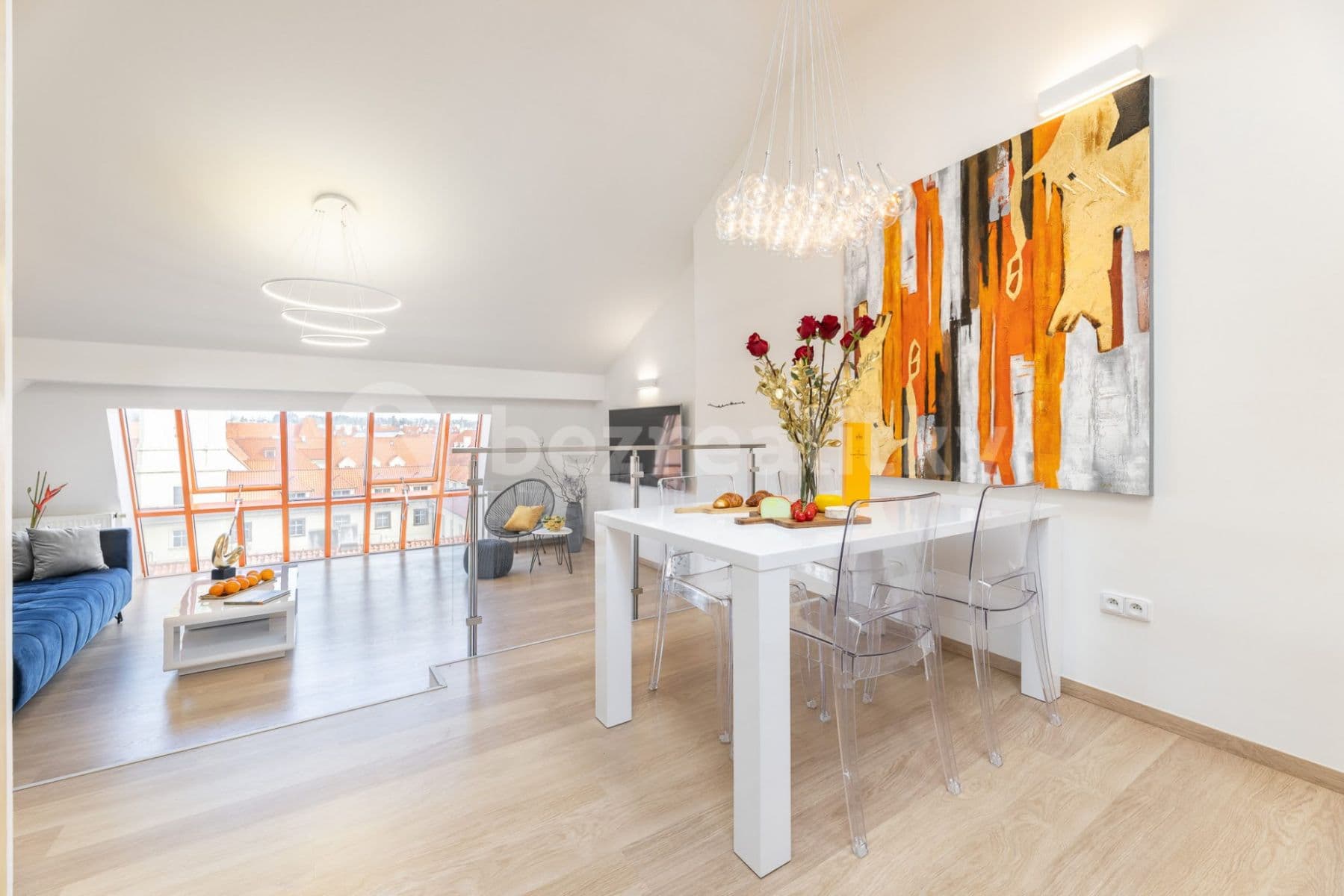 Pronájem bytu  75 m², Karlova, Praha, Praha