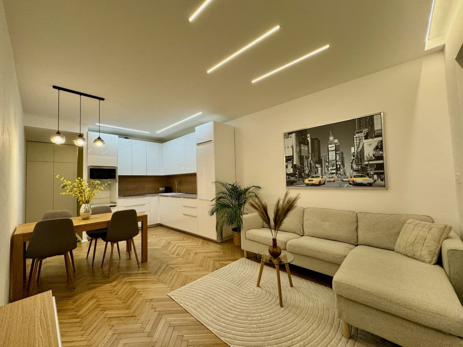 Pronájem bytu  66 m², Malešická, Praha, Praha