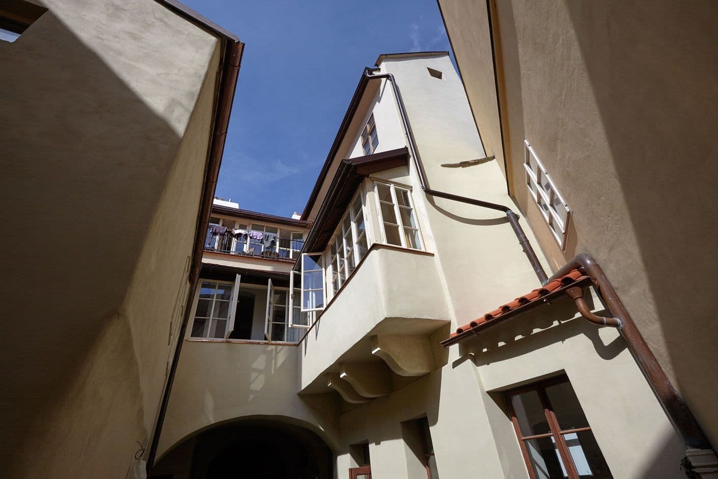 Pronájem bytu  46 m², Míšeňská, Praha, Praha
