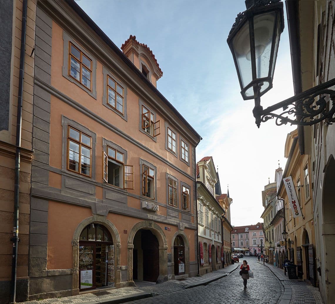Pronájem bytu  46 m², Míšeňská, Praha, Praha