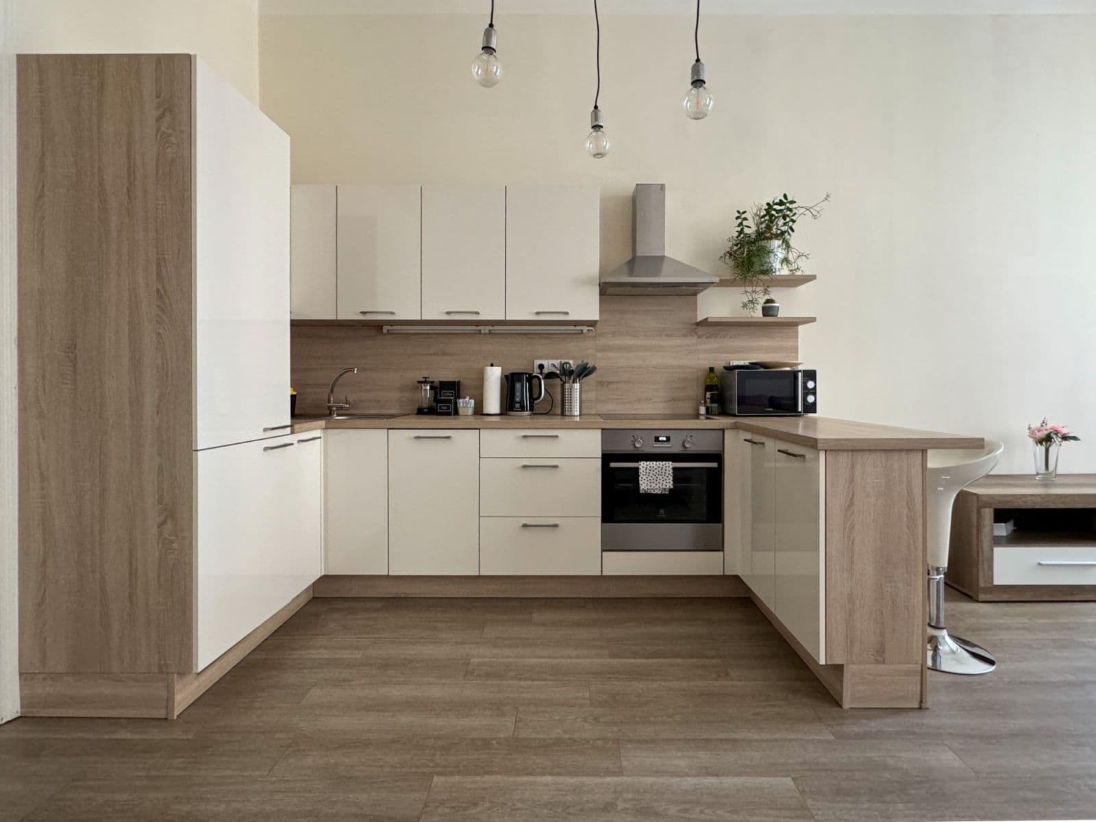 Pronájem bytu  133 m², Španělská, Praha, Praha