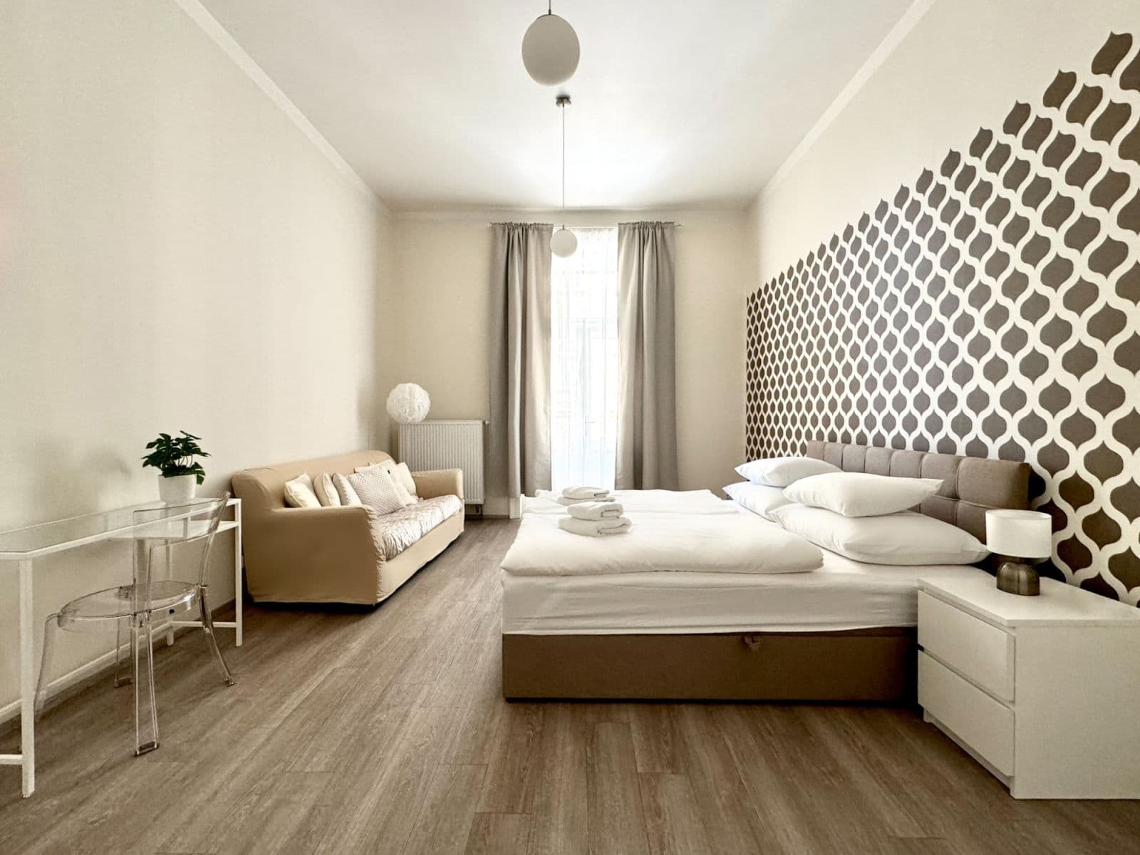 Pronájem bytu  133 m², Španělská, Praha, Praha