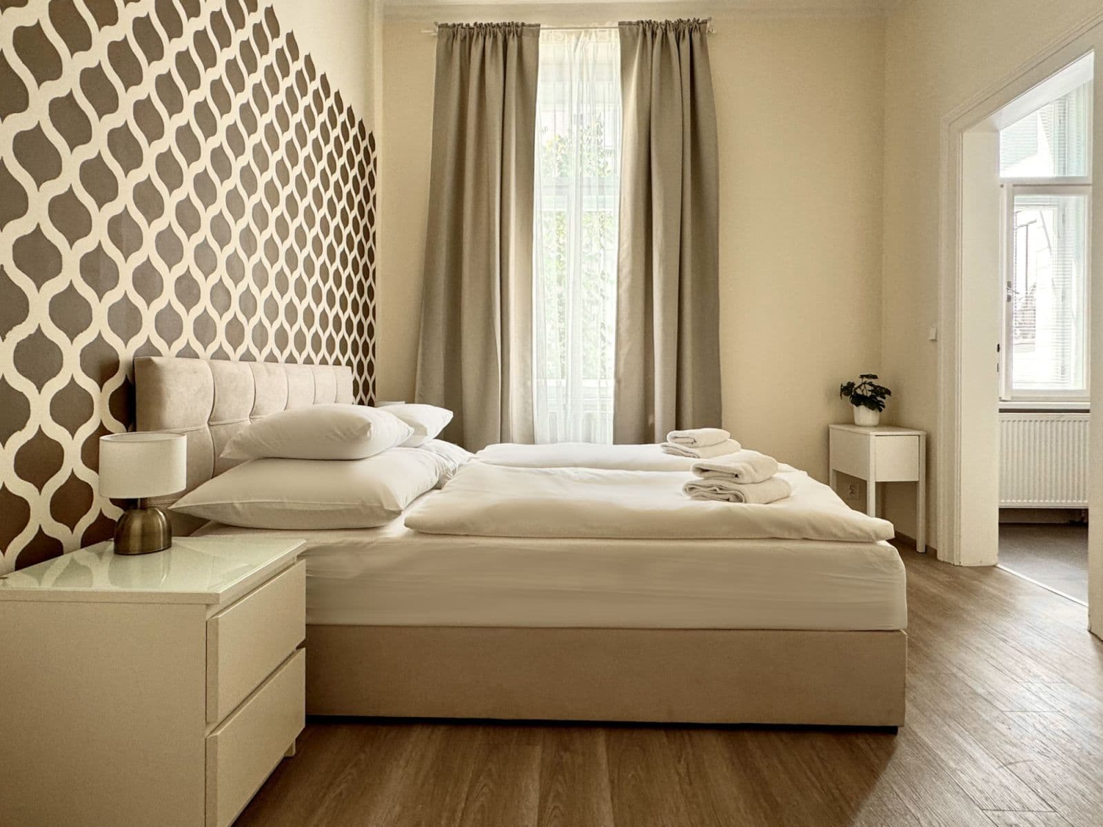 Pronájem bytu  133 m², Španělská, Praha, Praha