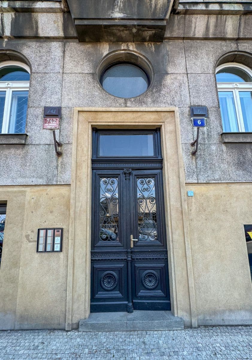 Pronájem bytu  133 m², Španělská, Praha, Praha