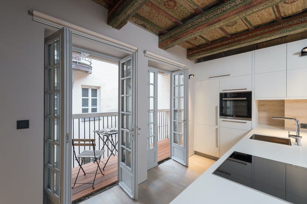 Pronájem bytu  45 m², Vlašská, Praha, Praha