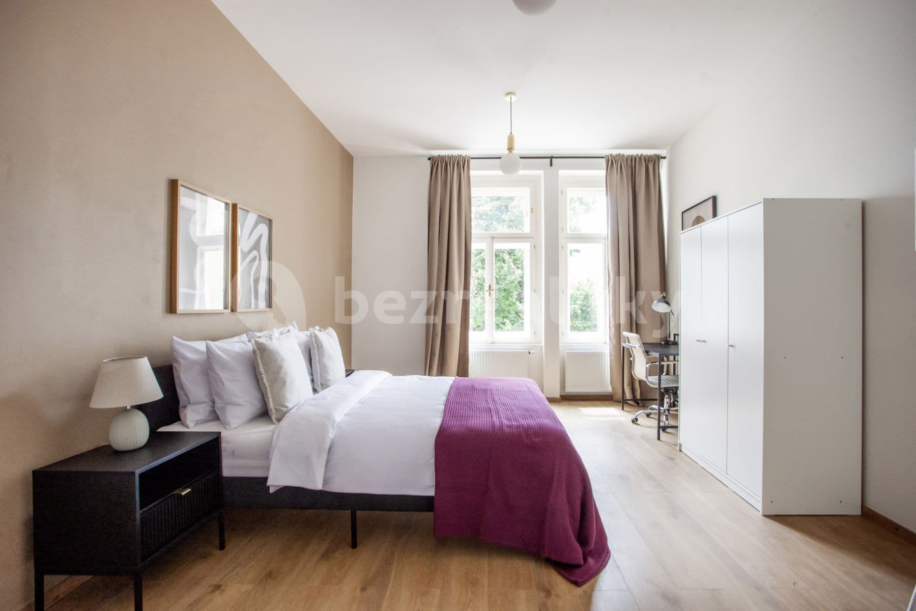 Pronájem bytu  58 m², Rostovská, Praha, Praha