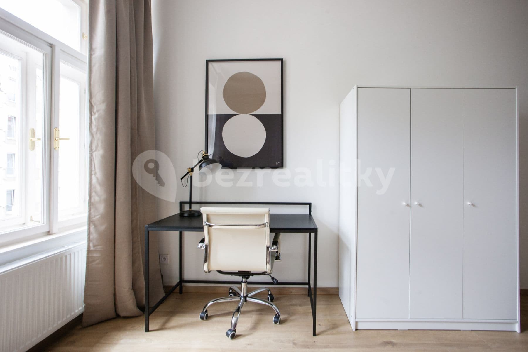 Pronájem bytu  58 m², Rostovská, Praha, Praha