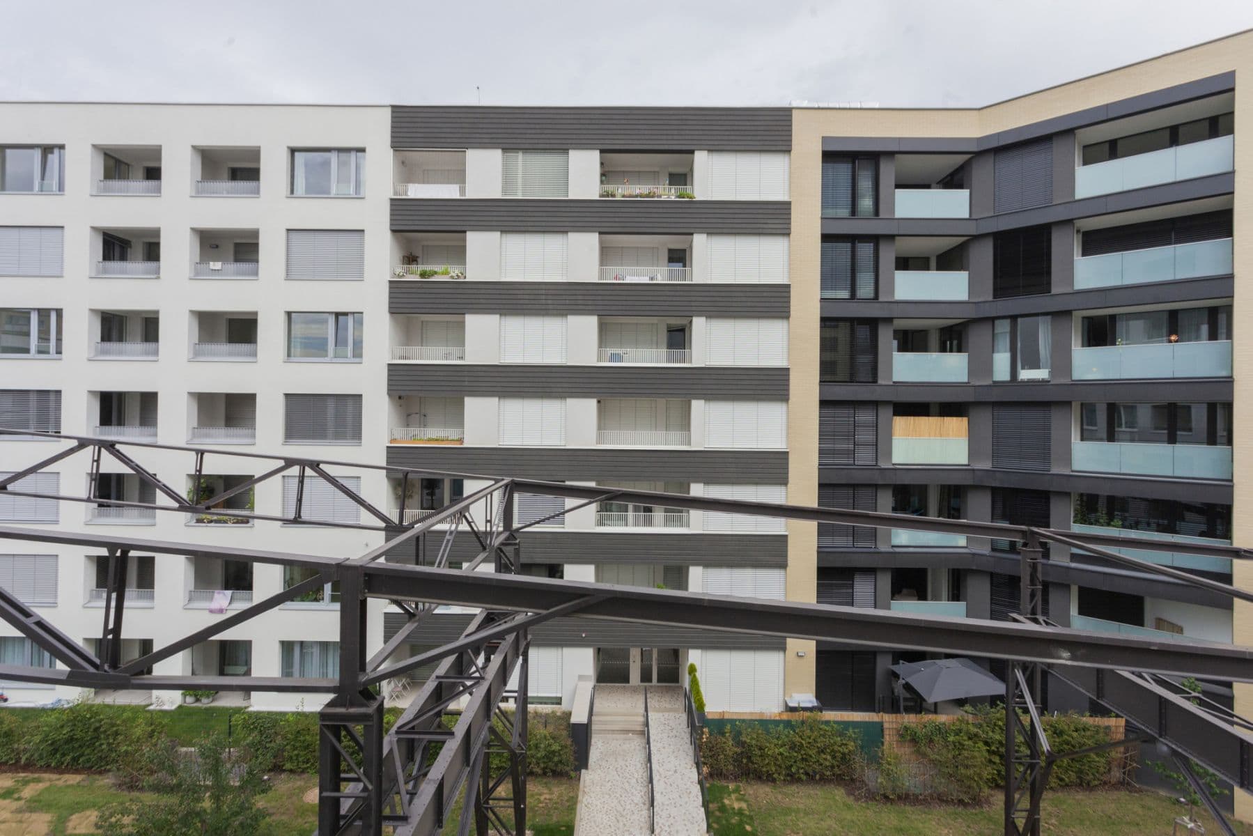 Pronájem bytu  90 m², U Pergamenky, Praha, Praha