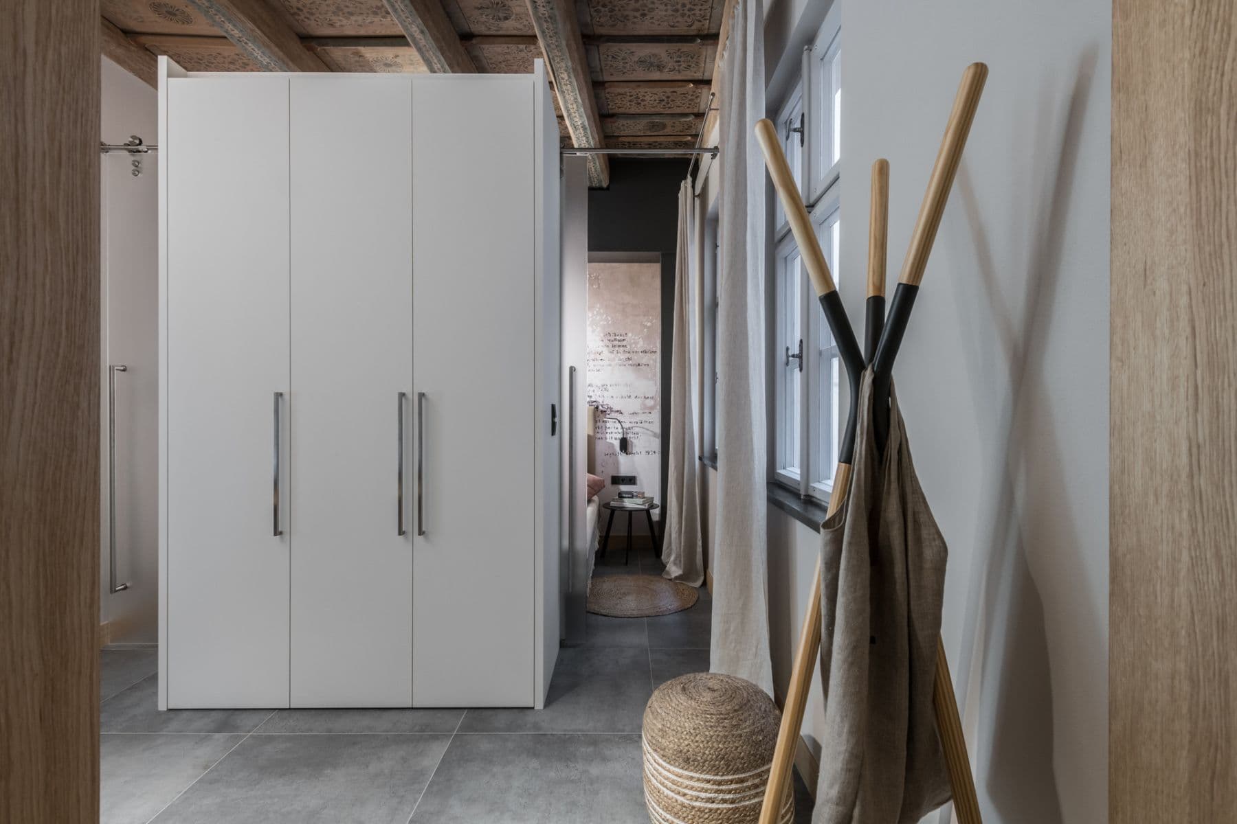 Pronájem bytu  90 m², Vlašská, Praha, Praha
