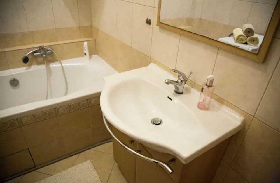 Pronájem bytu  25 m², Na Bitevní Pláni, Praha, Praha