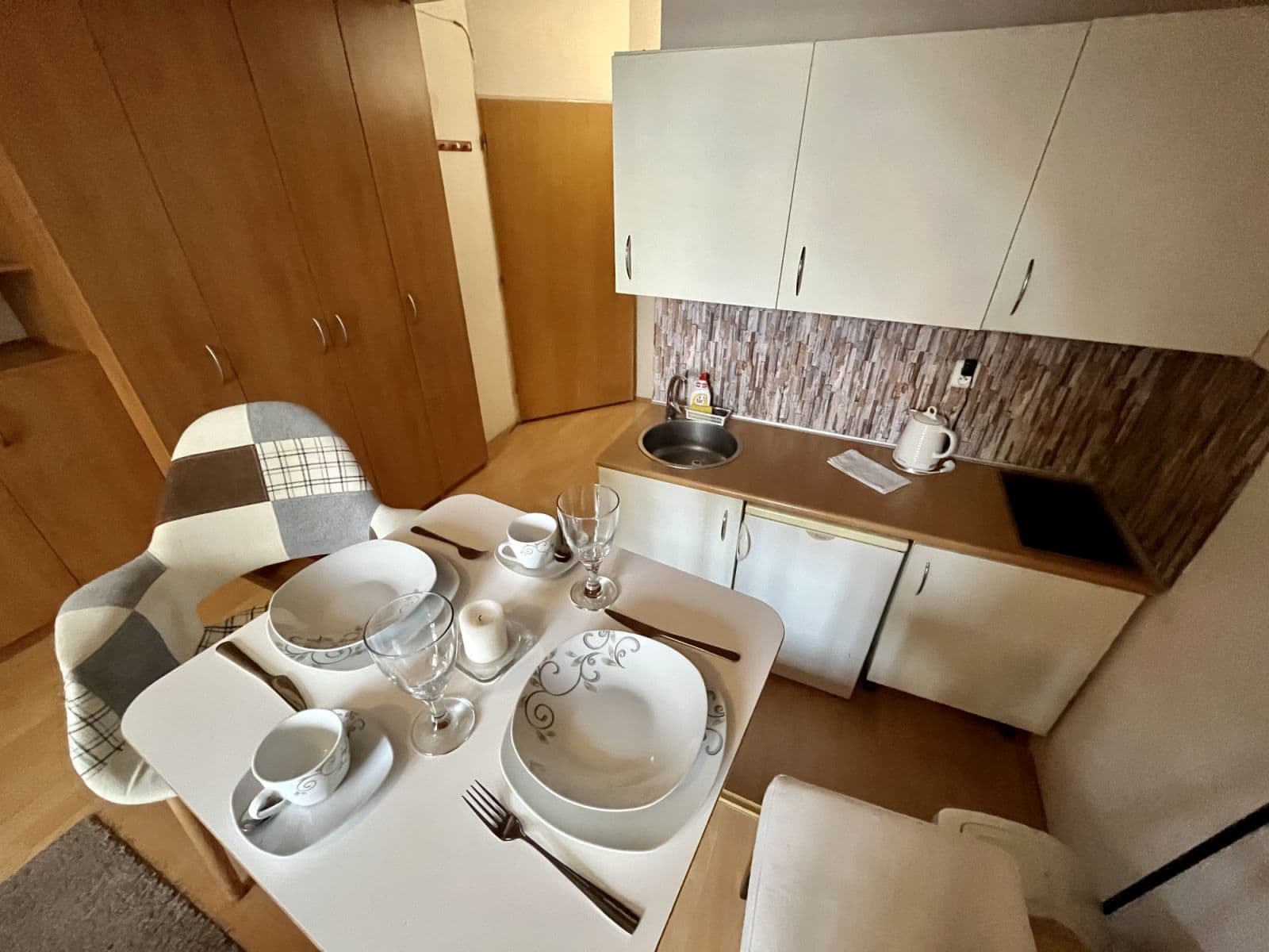 Pronájem bytu  25 m², Magistrů, Praha, Praha