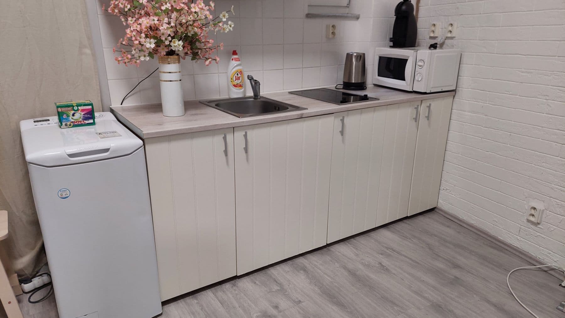 Pronájem bytu  48 m², Na Zbořenci, Praha, Praha