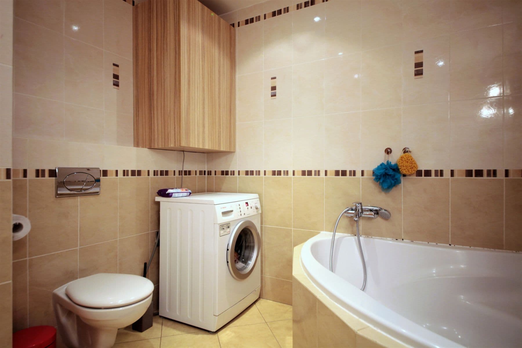 Pronájem bytu  54 m², Tlumačovská, Praha, Praha