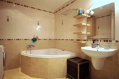 Pronájem bytu  54 m², Tlumačovská, Praha, Praha