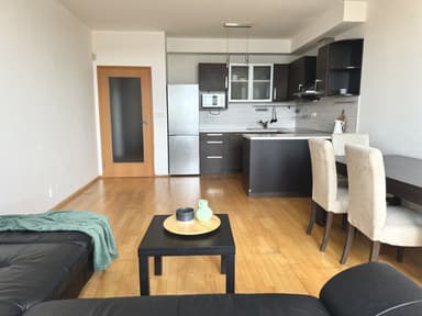 Pronájem bytu  54 m², Tlumačovská, Praha, Praha
