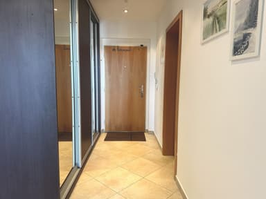 Pronájem bytu  54 m², Tlumačovská, Praha, Praha