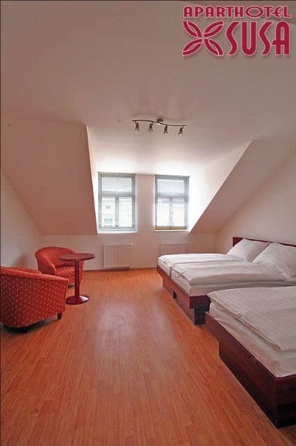 Pronájem bytu  35 m², Jana Masaryka, Praha, Praha