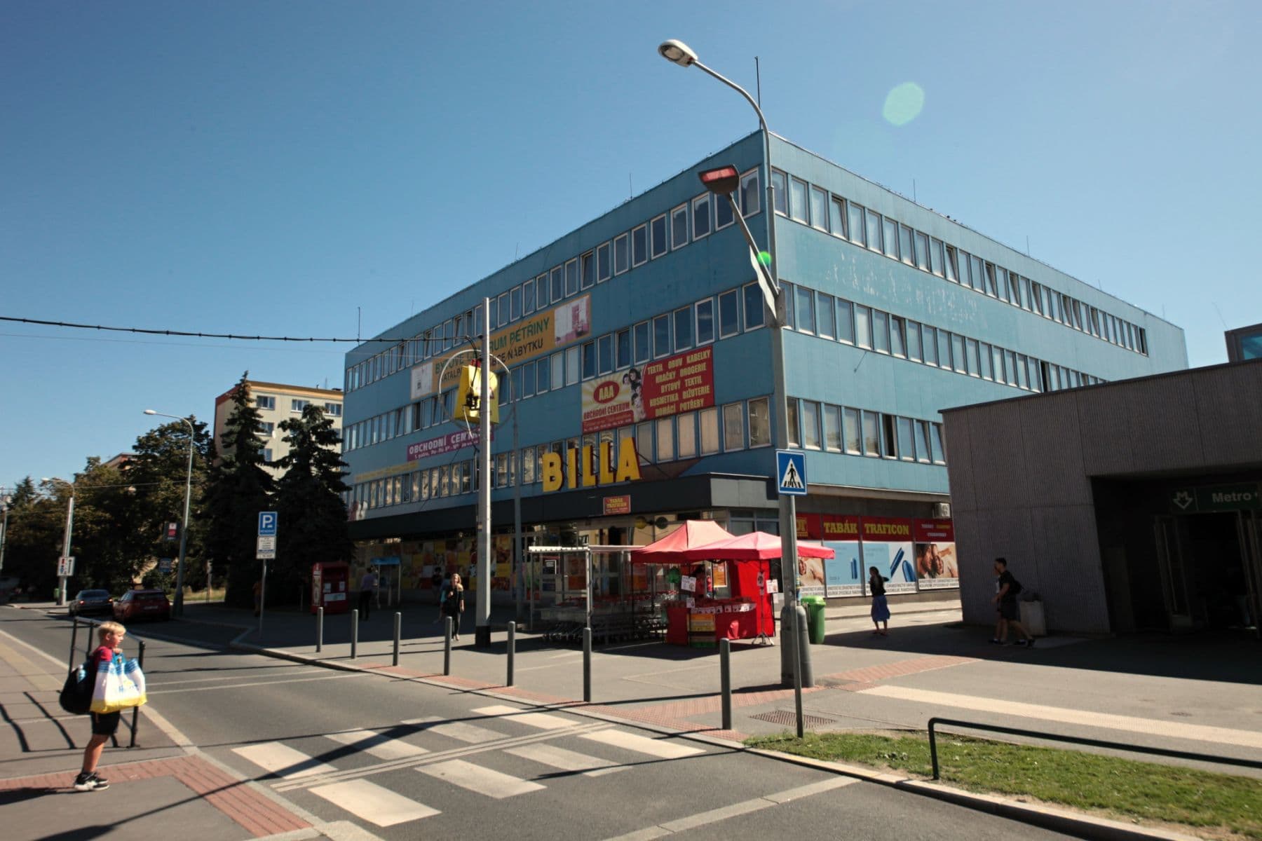 Pronájem bytu  55 m², Křenova, Praha, Praha