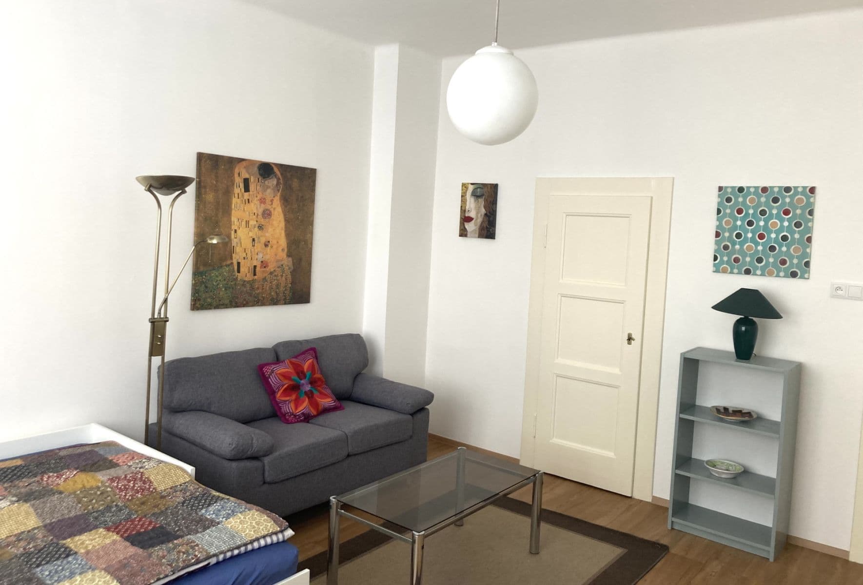 Pronájem bytu  43 m², Drahobejlova, Praha, Praha