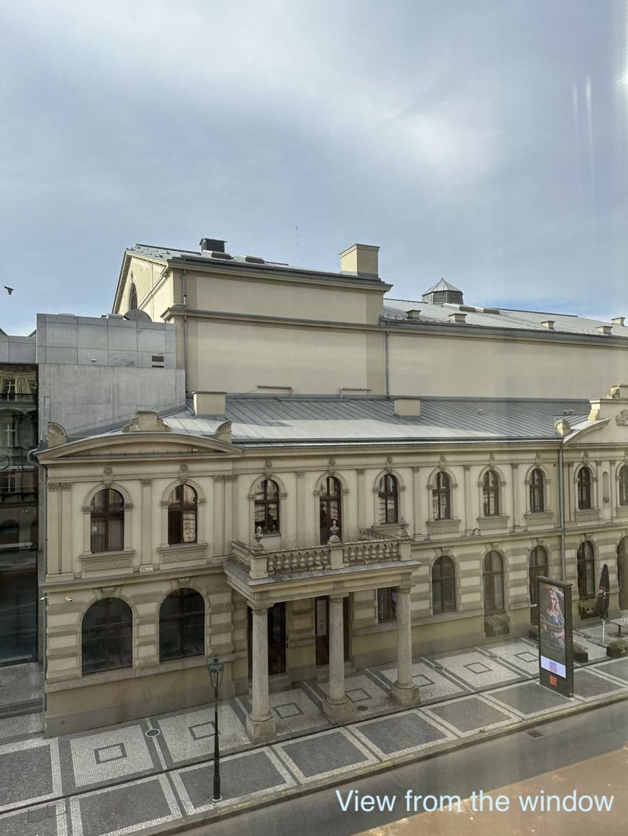 Pronájem bytu  96 m², Křižíkova, Praha, Praha