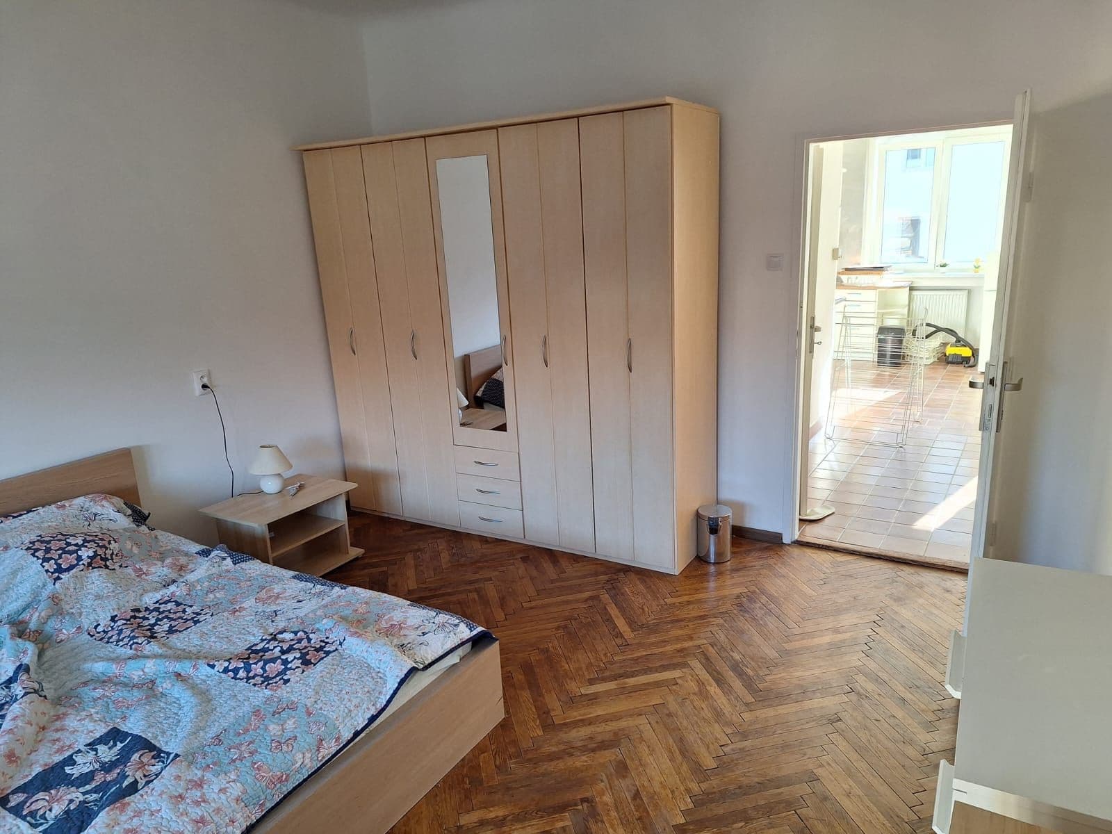 Pronájem bytu  70 m², Gorkého, Bratislava - mestská časť Staré Mesto, Bratislavský kraj