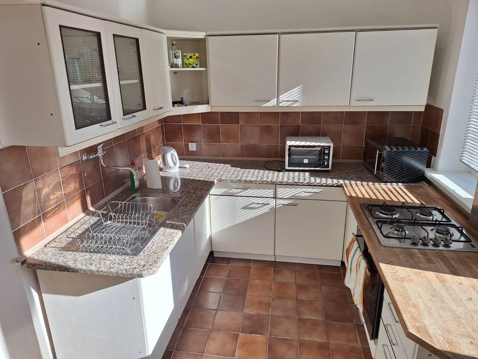 Pronájem bytu  70 m², Gorkého, Bratislava - mestská časť Staré Mesto, Bratislavský kraj
