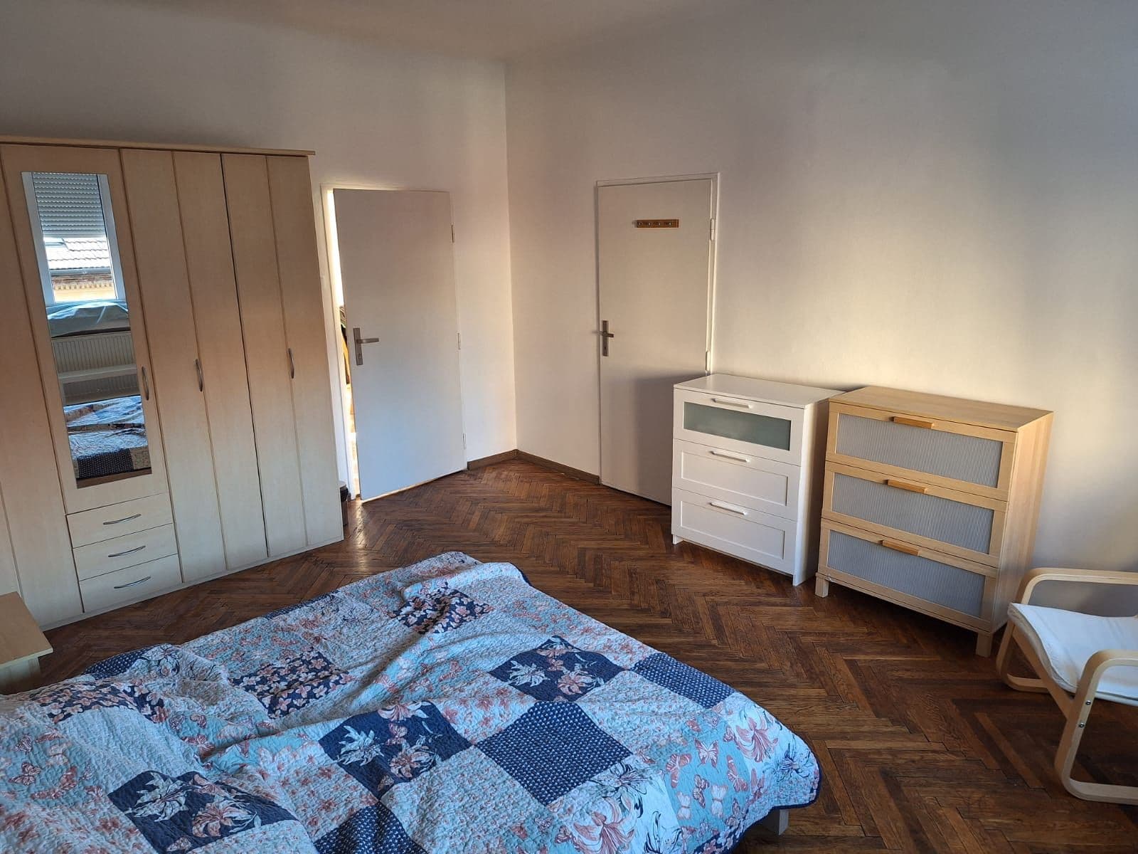 Pronájem bytu  70 m², Gorkého, Bratislava - mestská časť Staré Mesto, Bratislavský kraj