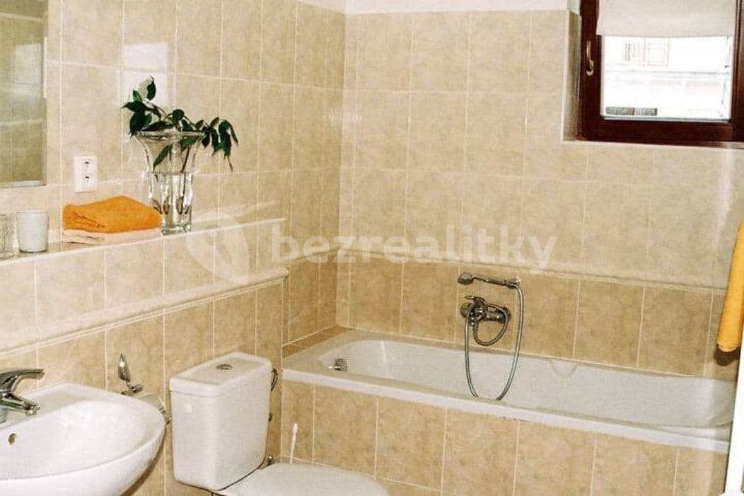 Pronájem bytu  62 m², Andersenova, Praha, Praha