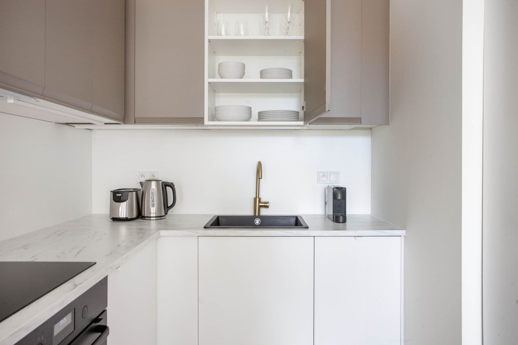 Pronájem bytu  34 m², Rostovská, Praha, Praha