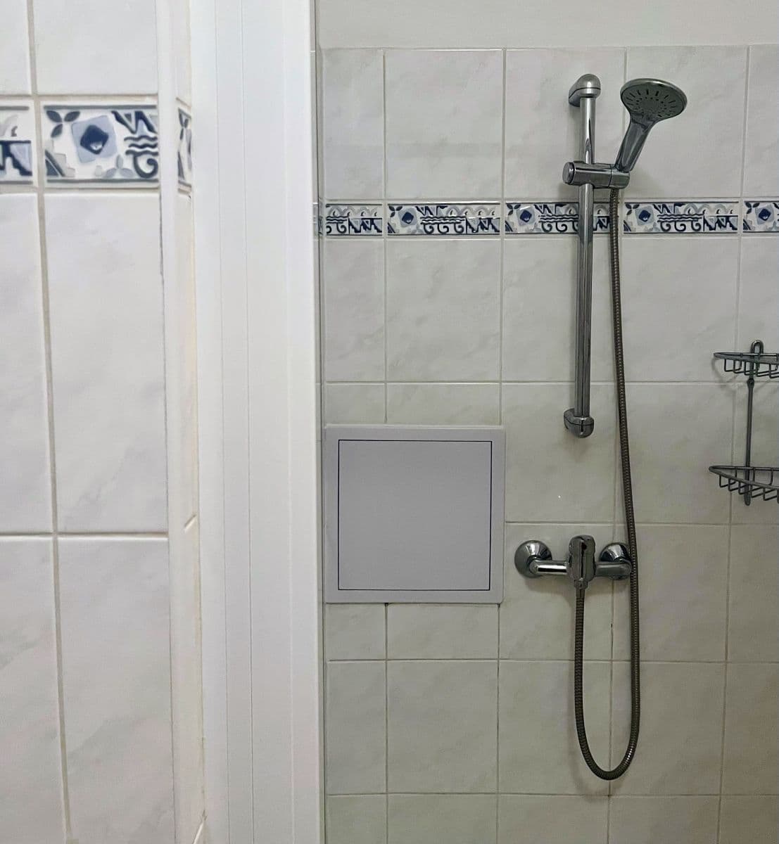 Pronájem bytu  20 m², Levá, Praha, Praha