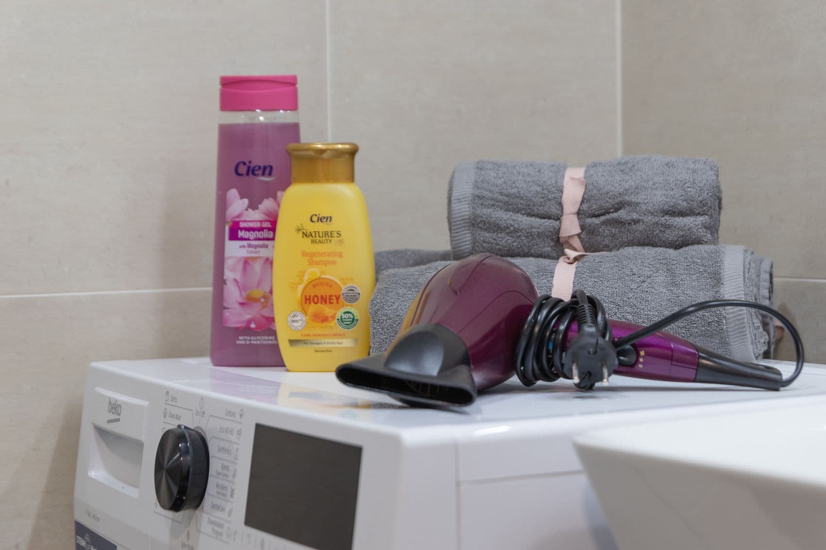 Pronájem bytu  20 m², Plzeňská, Praha, Praha