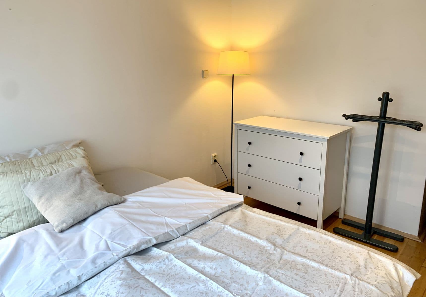 Pronájem bytu  89 m², Jičínská, Praha, Praha