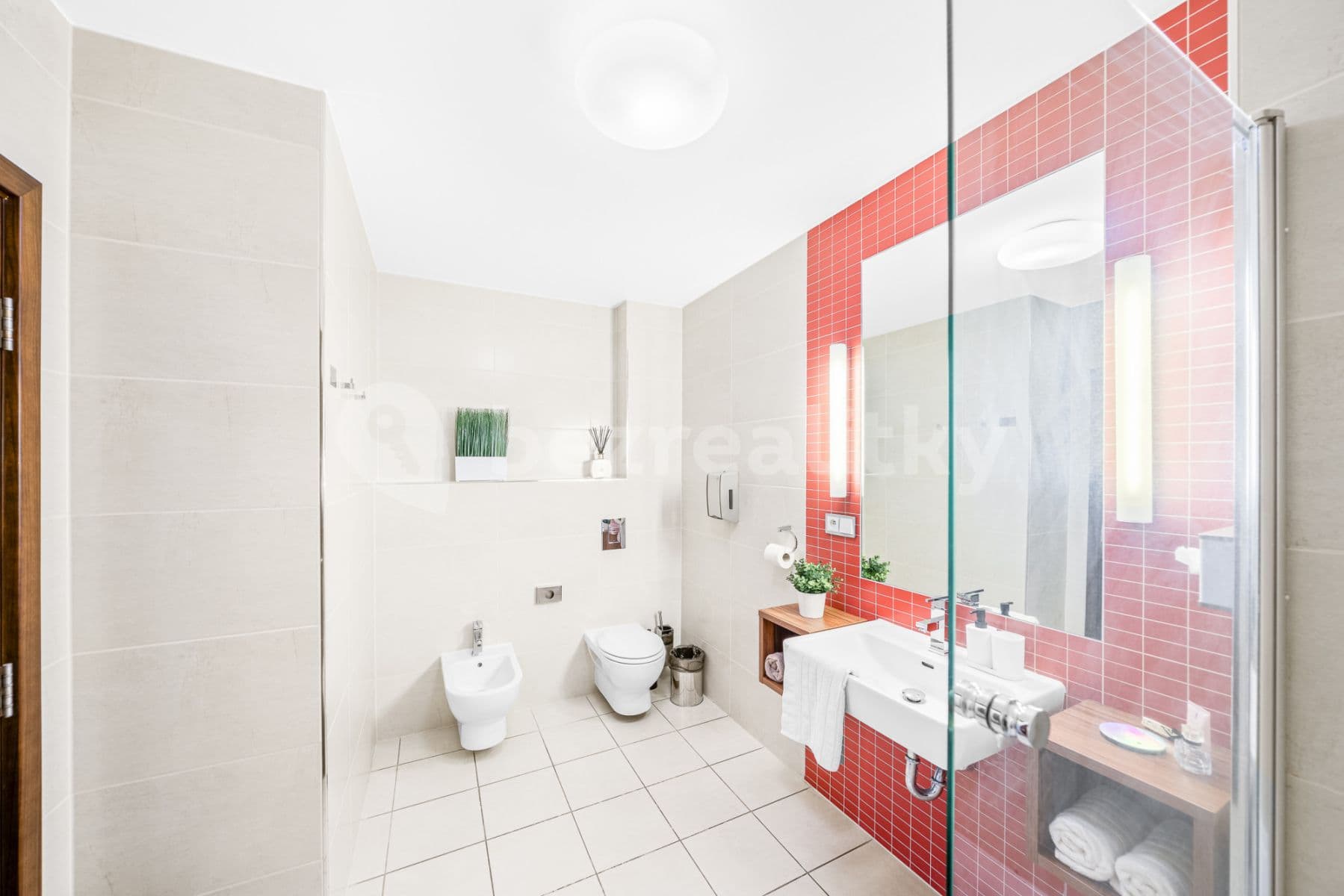 Pronájem bytu  52 m², U Borského parku, Plzeň, Plzeňský kraj