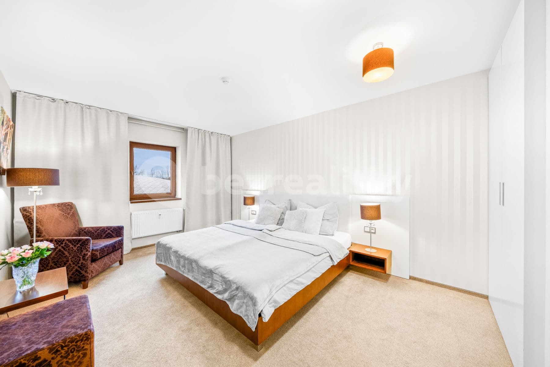 Pronájem bytu  52 m², U Borského parku, Plzeň, Plzeňský kraj