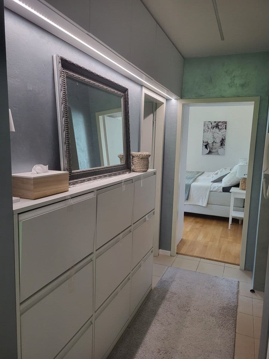 Pronájem bytu  54 m², V Sedlci b, Praha, Praha