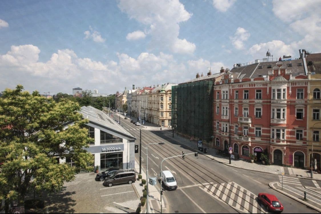 Pronájem bytu  50 m², Šaldova, Praha, Praha