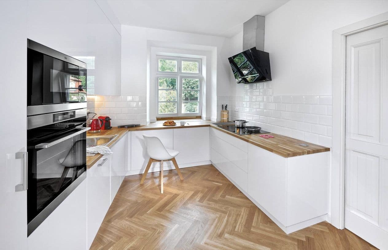 Pronájem bytu  72 m², Újezd, Praha, Praha