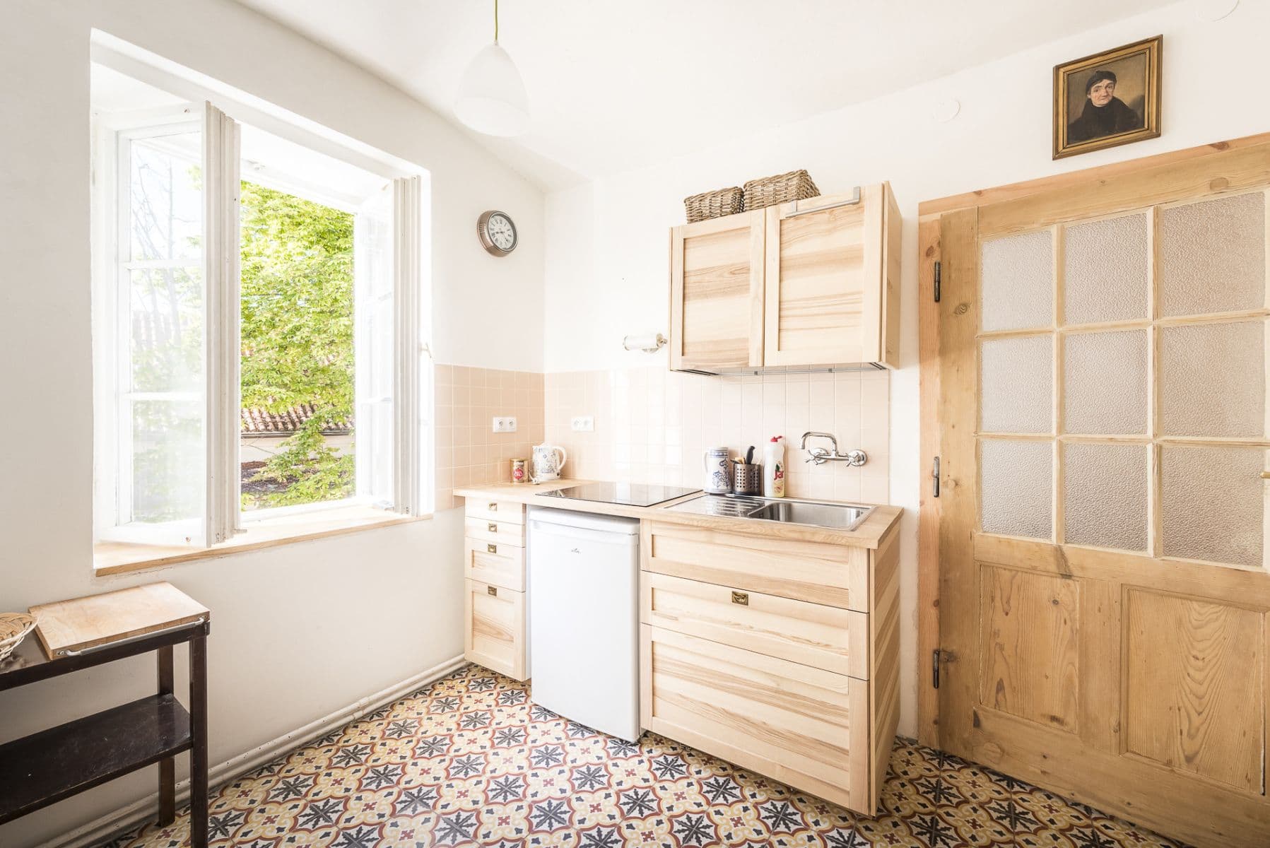 Pronájem bytu  56 m², U Lužického semináře, Praha, Praha