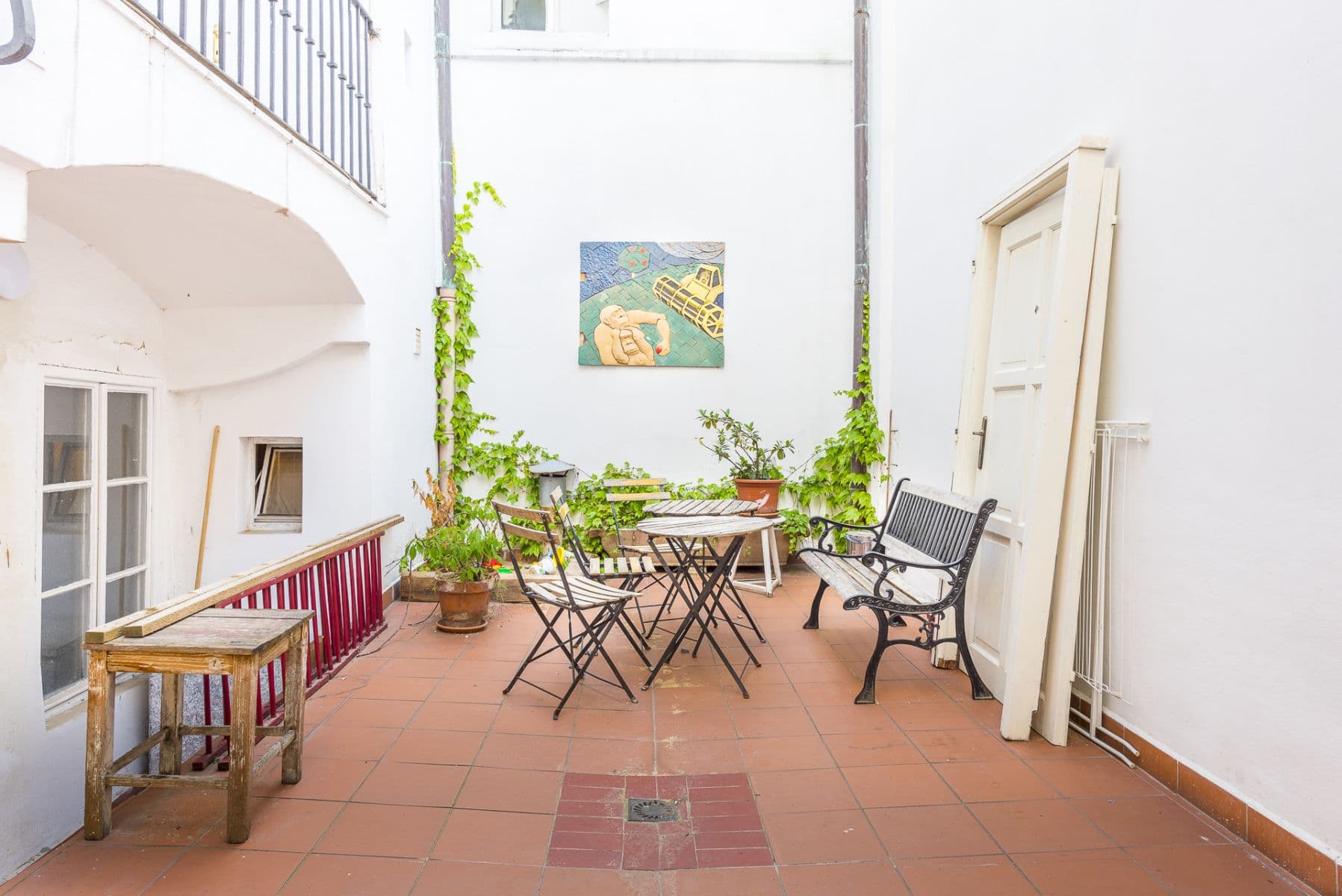 Pronájem bytu  56 m², U Lužického semináře, Praha, Praha
