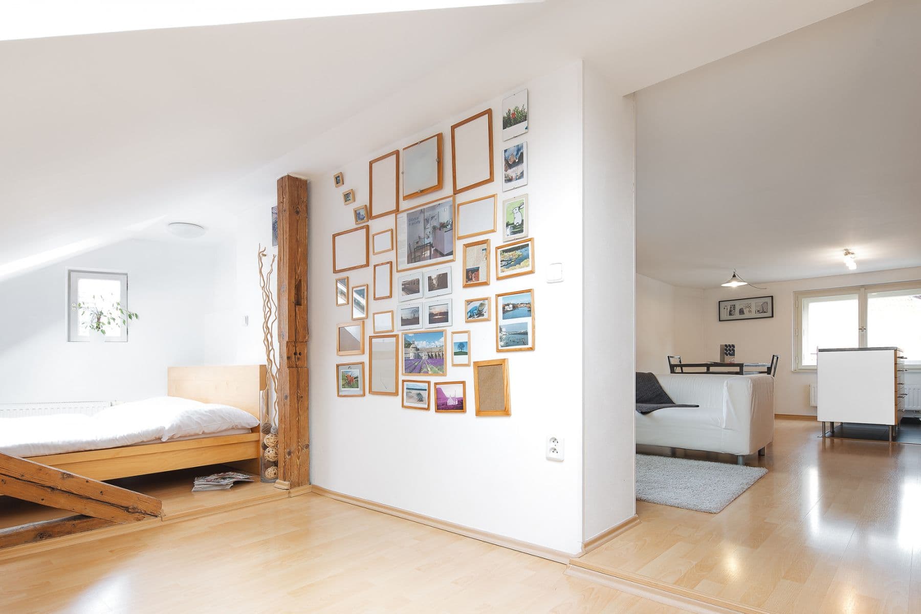 Pronájem bytu  54 m², Michalská, Praha, Praha