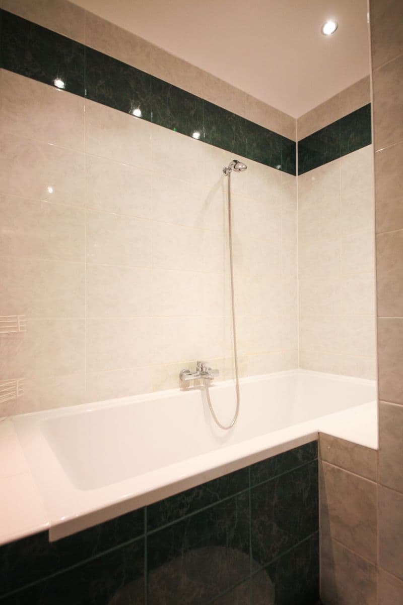 Pronájem bytu  30 m², Kotorská, Praha, Praha