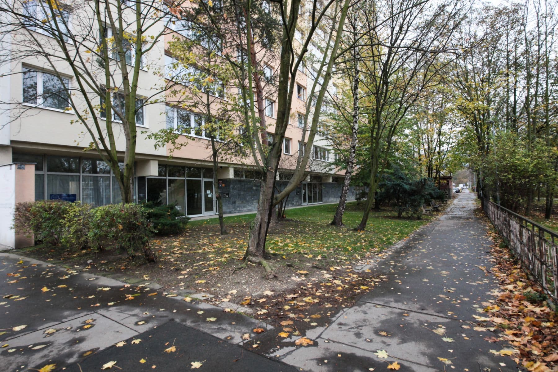 Pronájem bytu  30 m², Kotorská, Praha, Praha