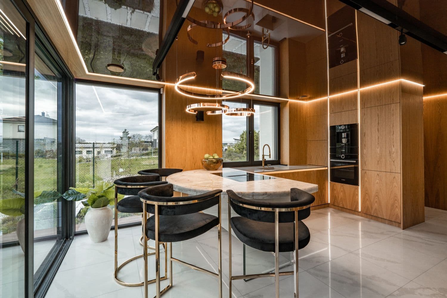 Pronájem bytu  343 m², Opuková, Tuchoměřice, Středočeský kraj