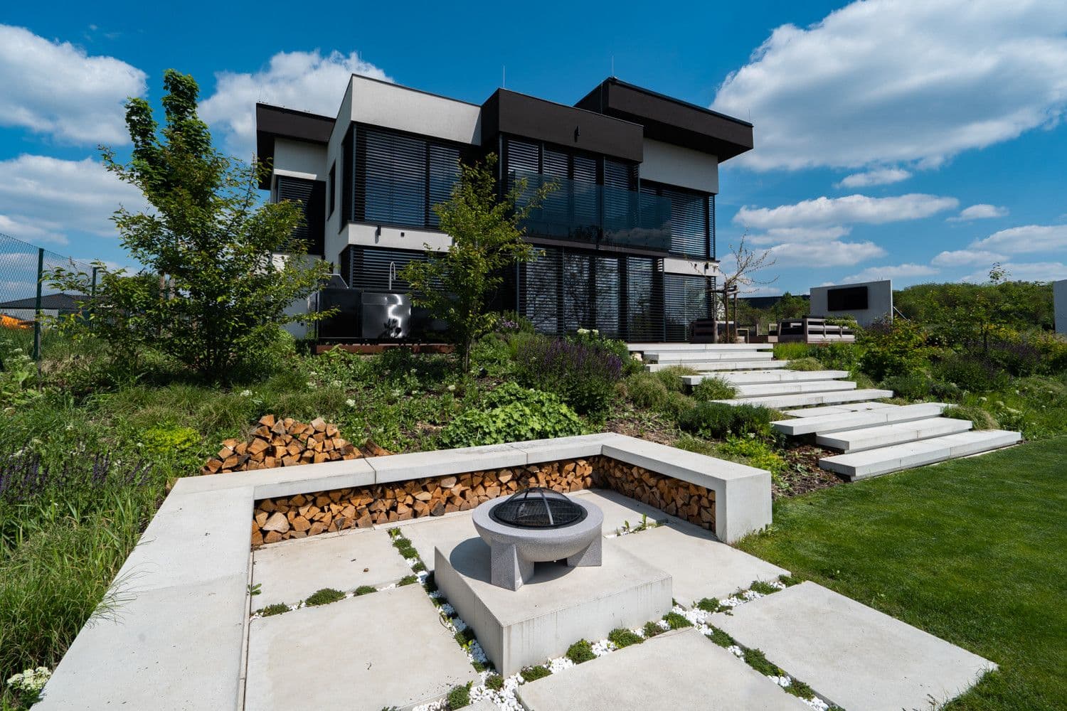 Pronájem bytu  343 m², Opuková, Tuchoměřice, Středočeský kraj
