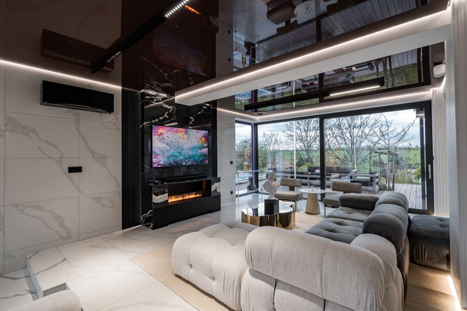 Pronájem bytu  343 m², Opuková, Tuchoměřice, Středočeský kraj