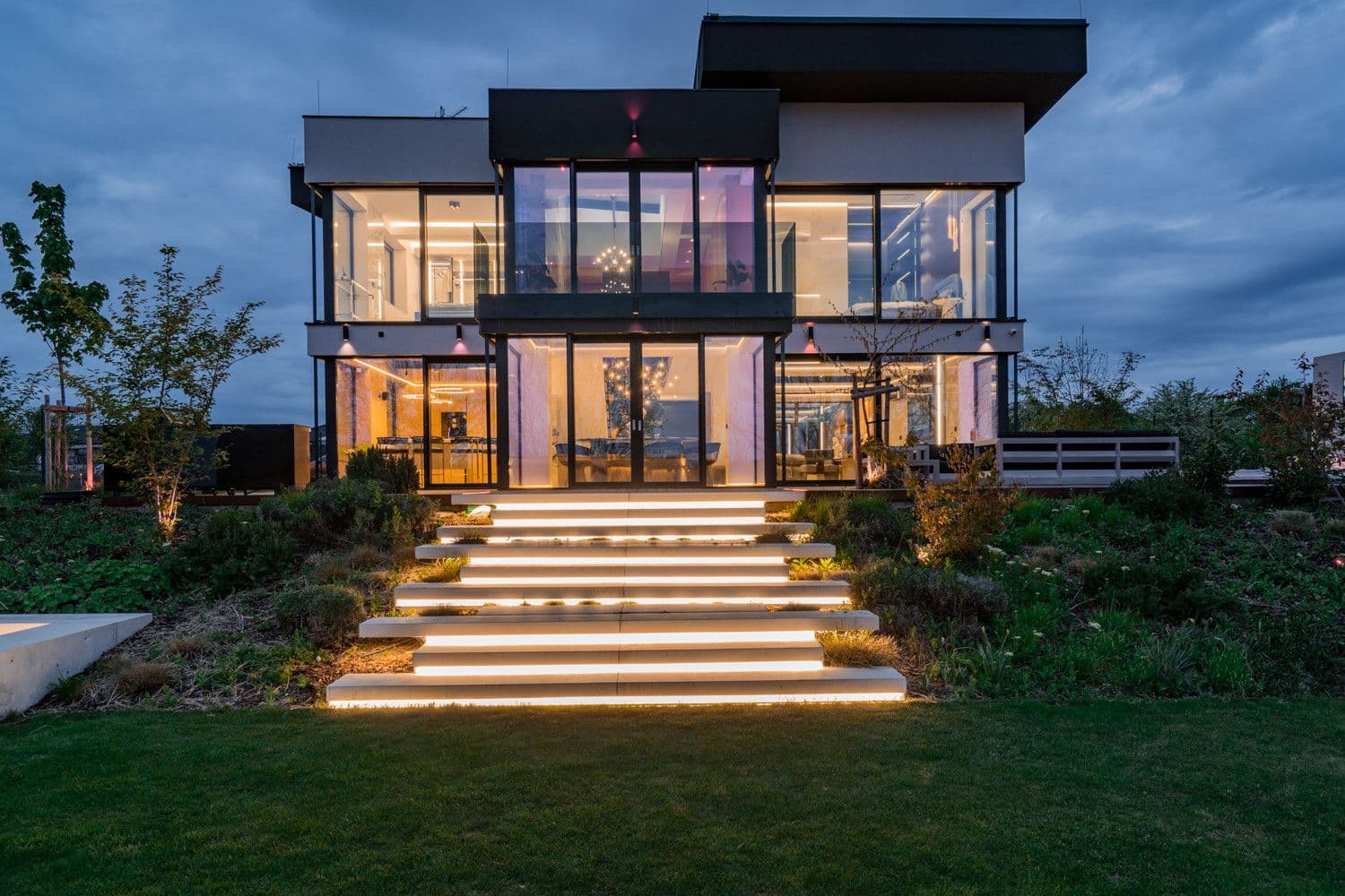 Pronájem bytu  343 m², Opuková, Tuchoměřice, Středočeský kraj