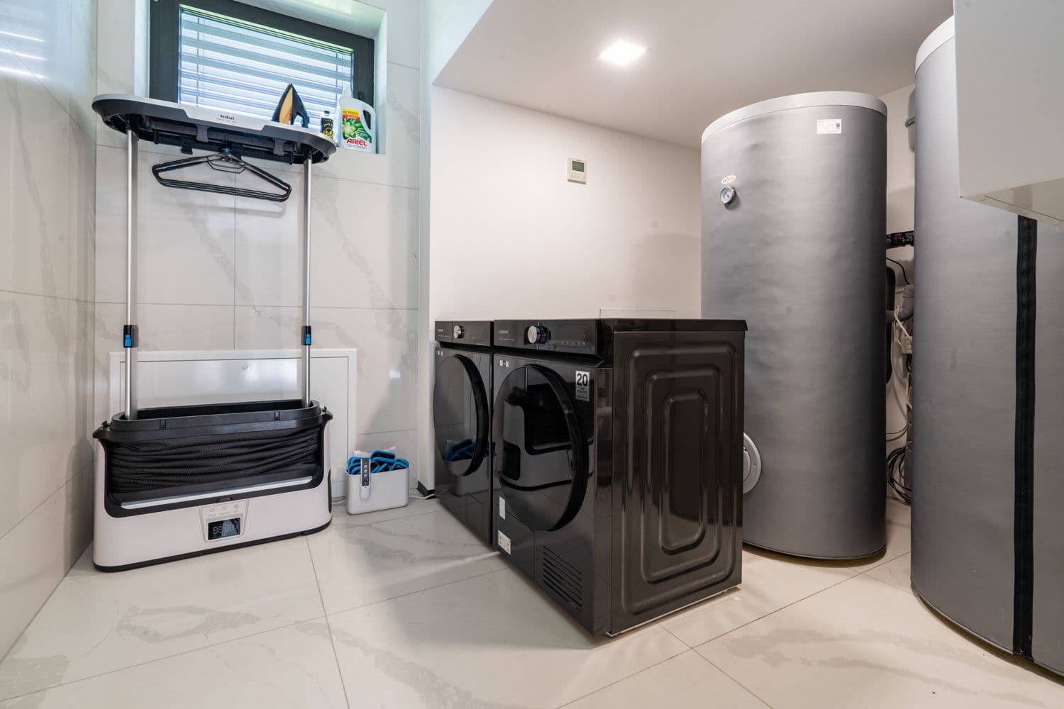 Pronájem bytu  343 m², Opuková, Tuchoměřice, Středočeský kraj