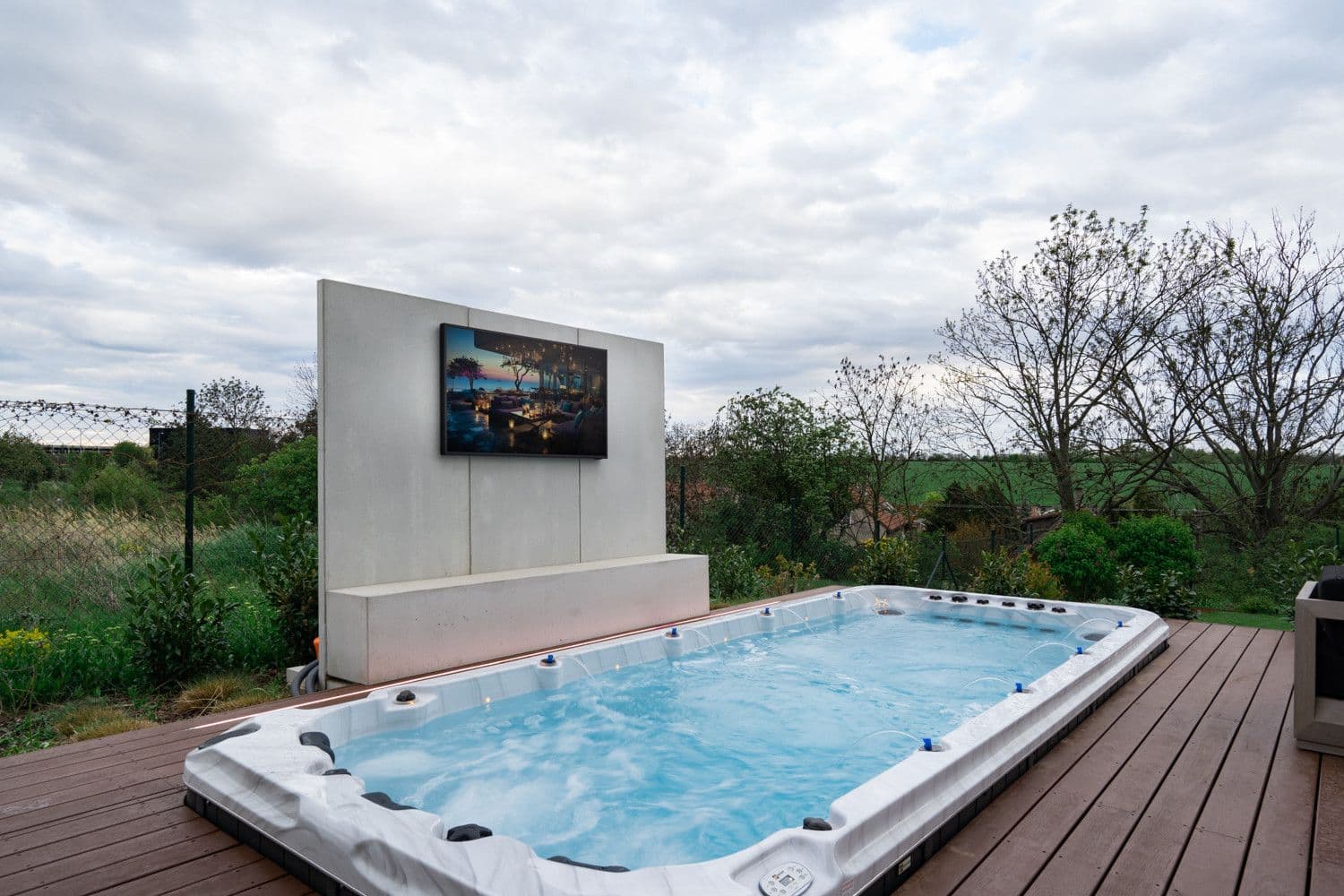 Pronájem bytu  343 m², Opuková, Tuchoměřice, Středočeský kraj