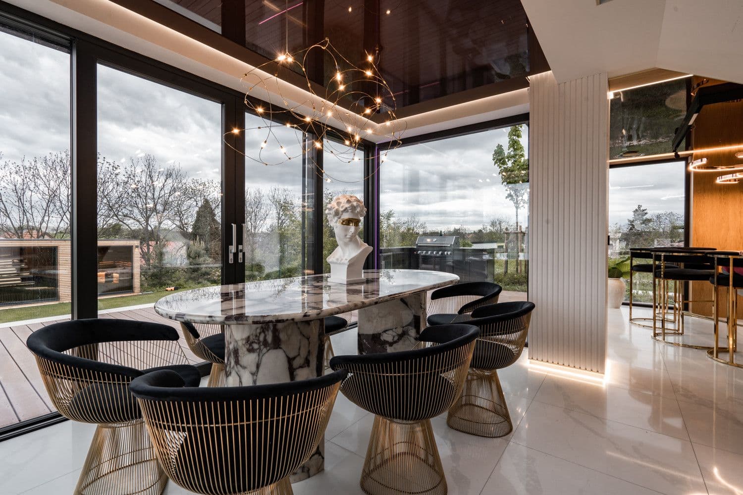 Pronájem bytu  343 m², Opuková, Tuchoměřice, Středočeský kraj