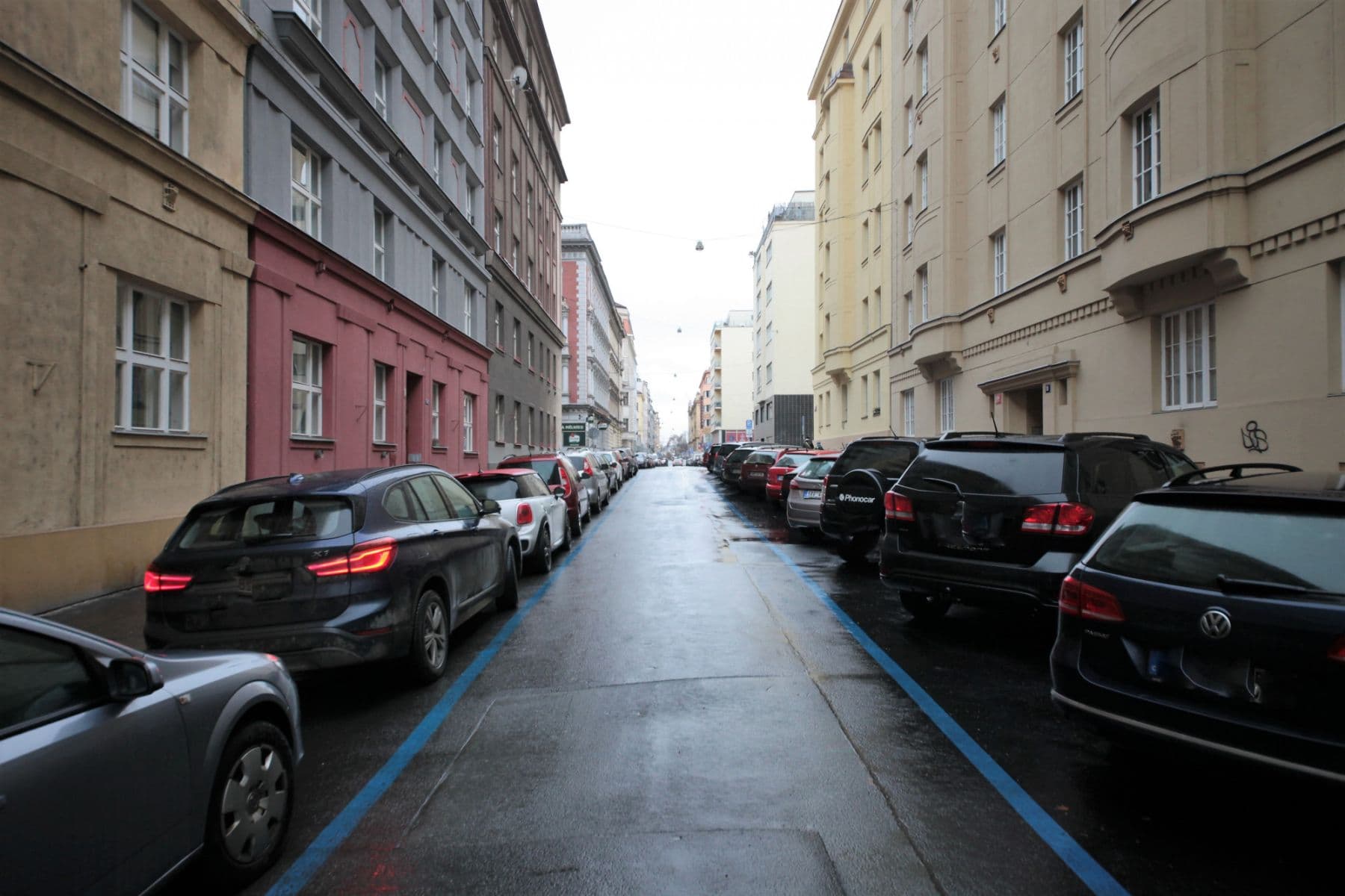 Pronájem bytu  48 m², Františka Křížka, Praha, Praha